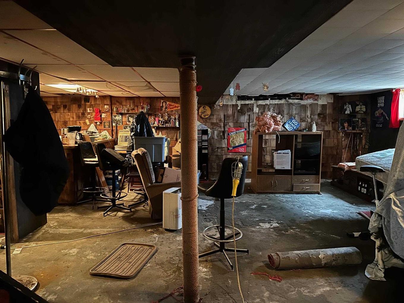 105 Columbia Street, Schreiber, ON - Indoor