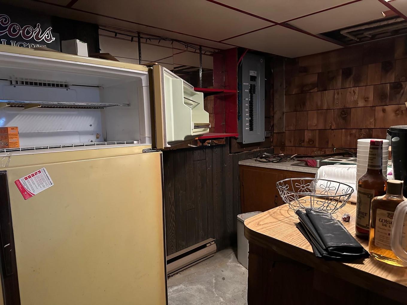 105 Columbia Street, Schreiber, ON - Indoor