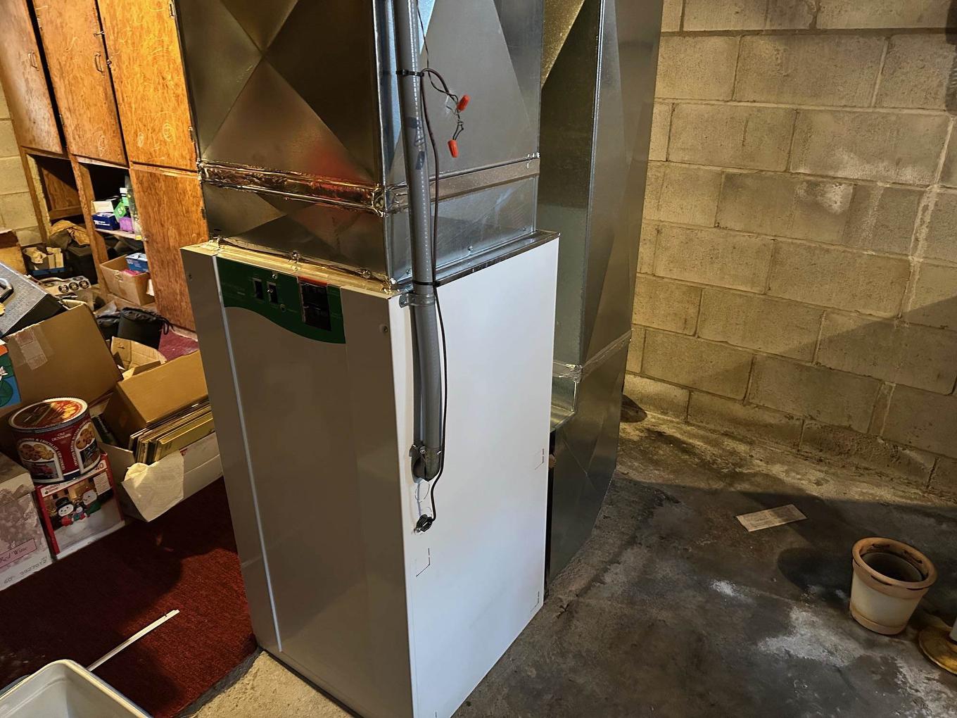 105 Columbia Street, Schreiber, ON - Indoor