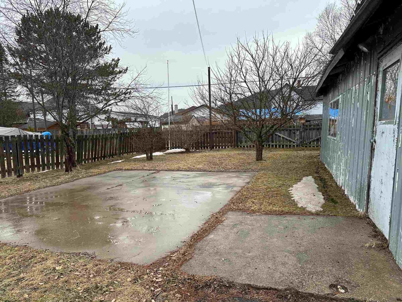 105 Columbia Street, Schreiber, ON - Outdoor