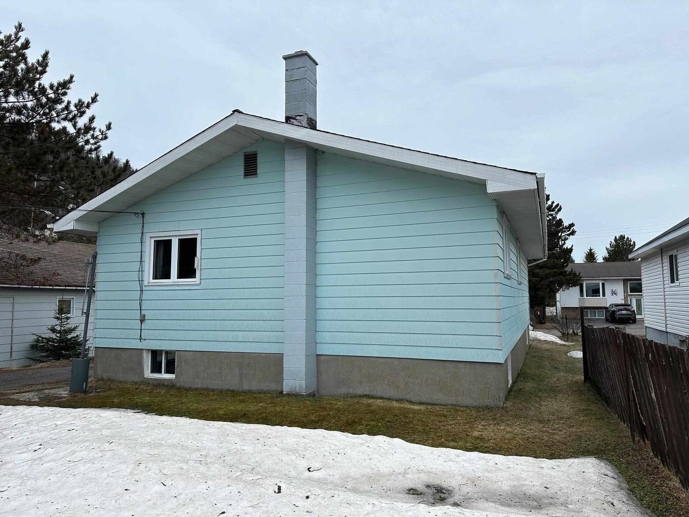 105 Columbia Street, Schreiber, ON - Outdoor With Exterior