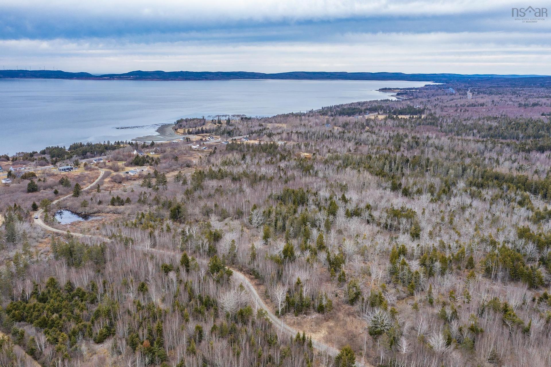Highway 101, Plympton, NS