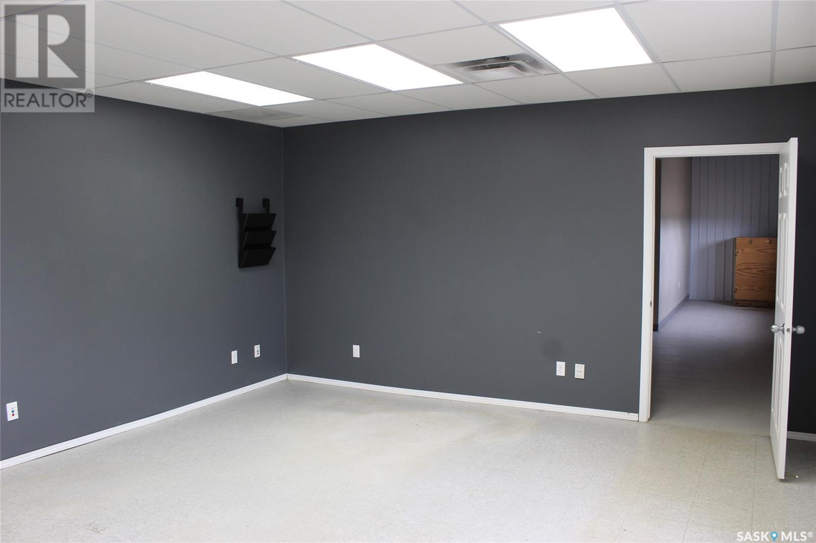 701 37 Highway, Shaunavon, SK