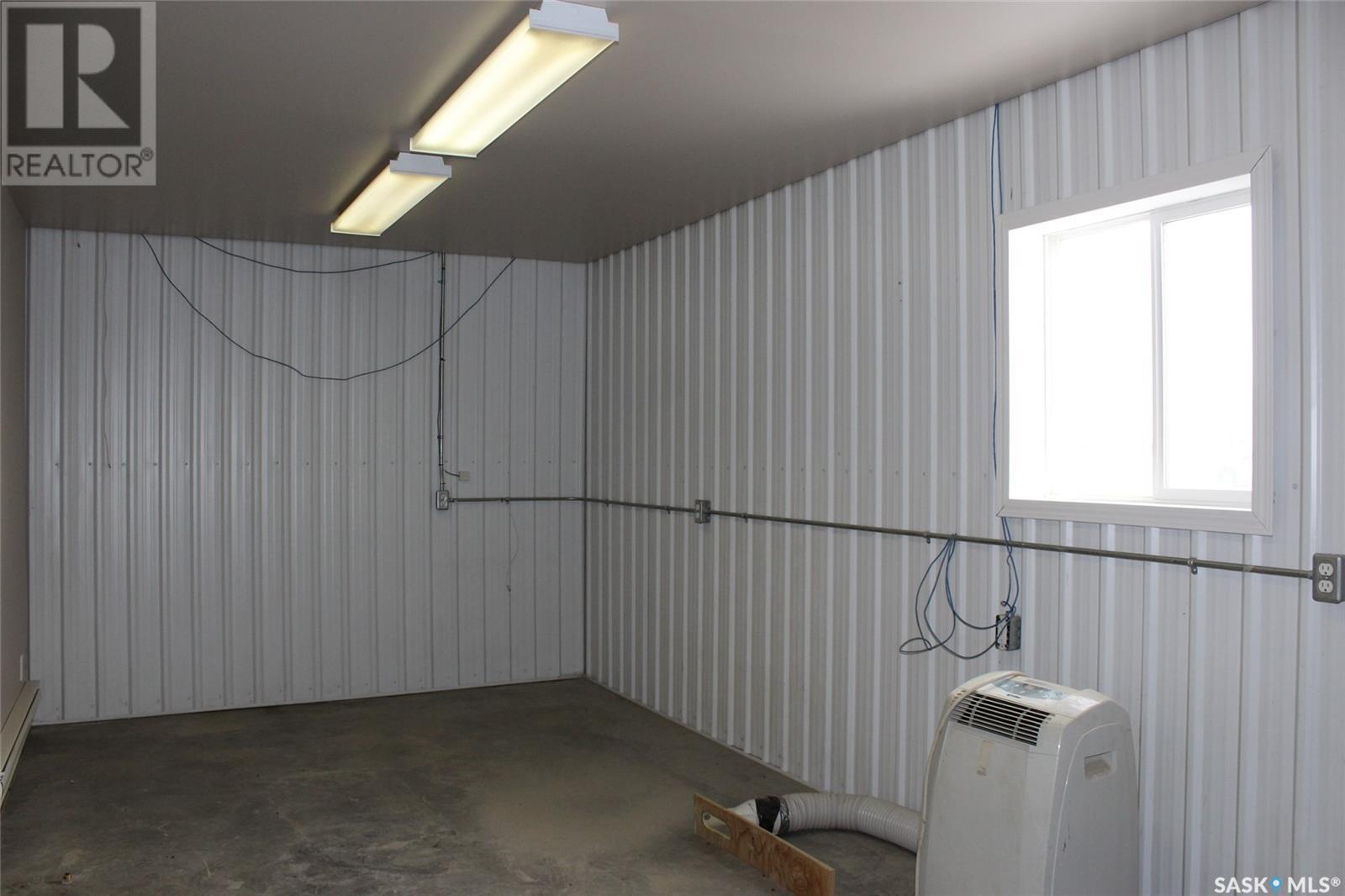 701 37 Highway, Shaunavon, SK