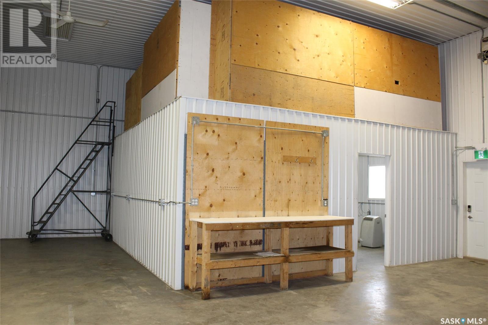 701 37 Highway, Shaunavon, SK