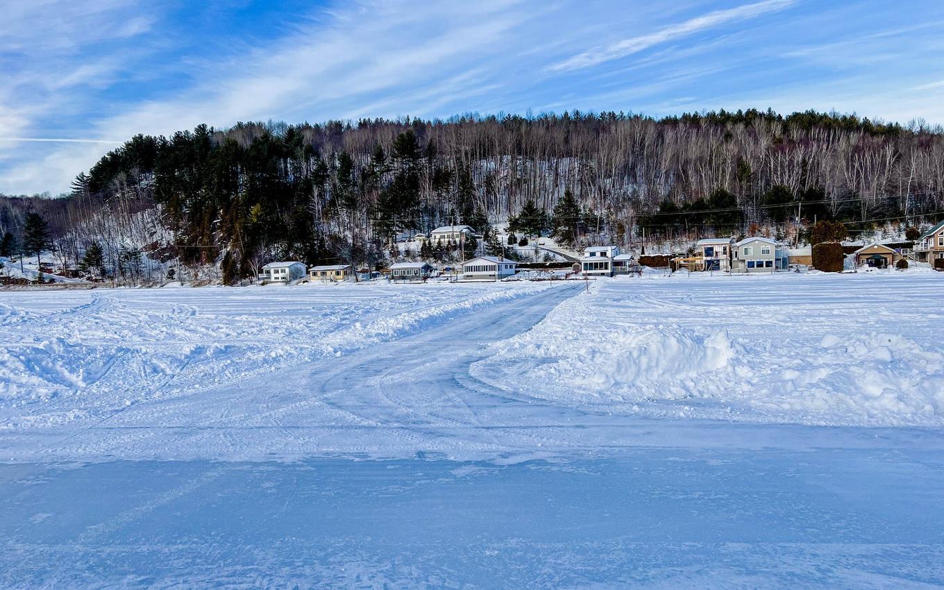 Water view - 5 Rue Champoux, Sainte-Béatrix, QC - Outdoor With View