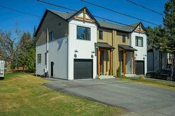 10 Av. Ste-Marguerite Saint-Sauveur, QC J0R 1R5