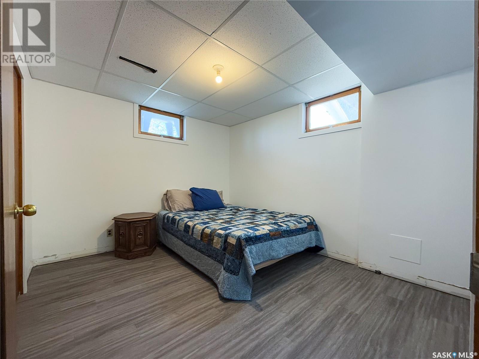 208 1St Street E, Climax, SK - Indoor Photo Showing Bedroom