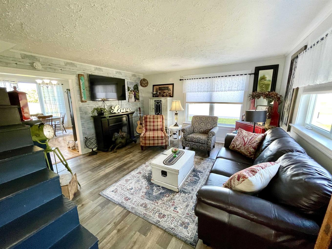 39878 Western Road, Elmsdale, PE