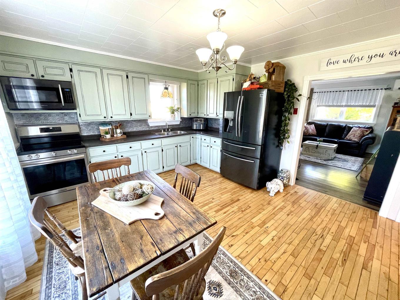 39878 Western Road, Elmsdale, PE