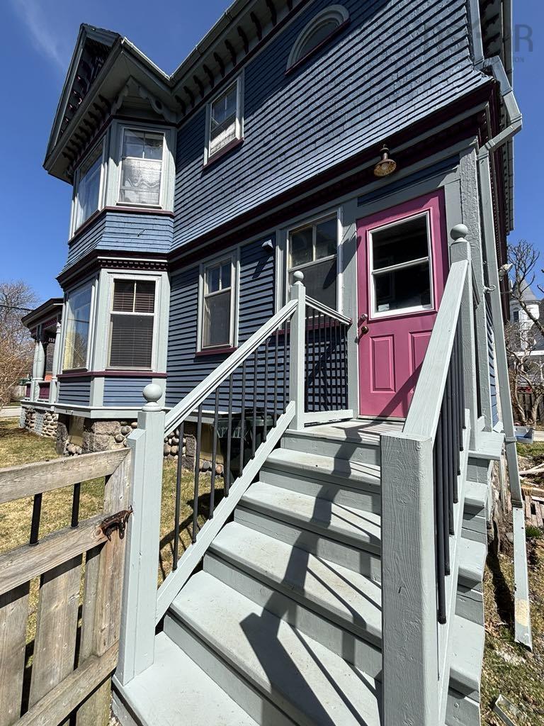 67 Cliff Street, Yarmouth, NS