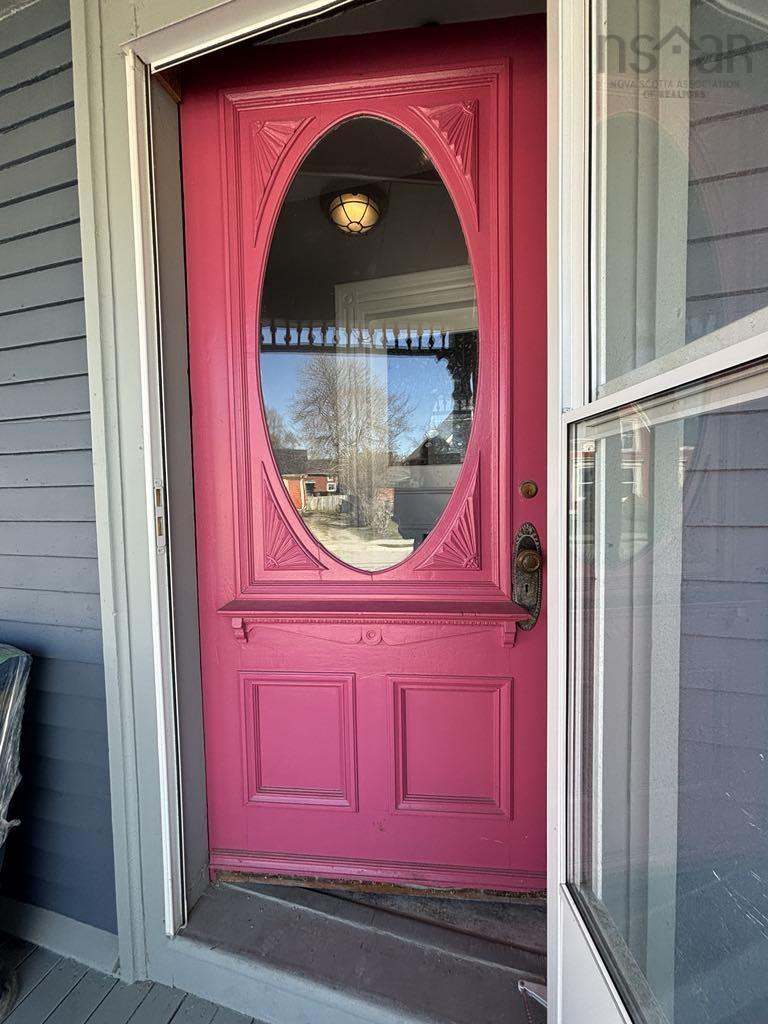 67 Cliff Street, Yarmouth, NS