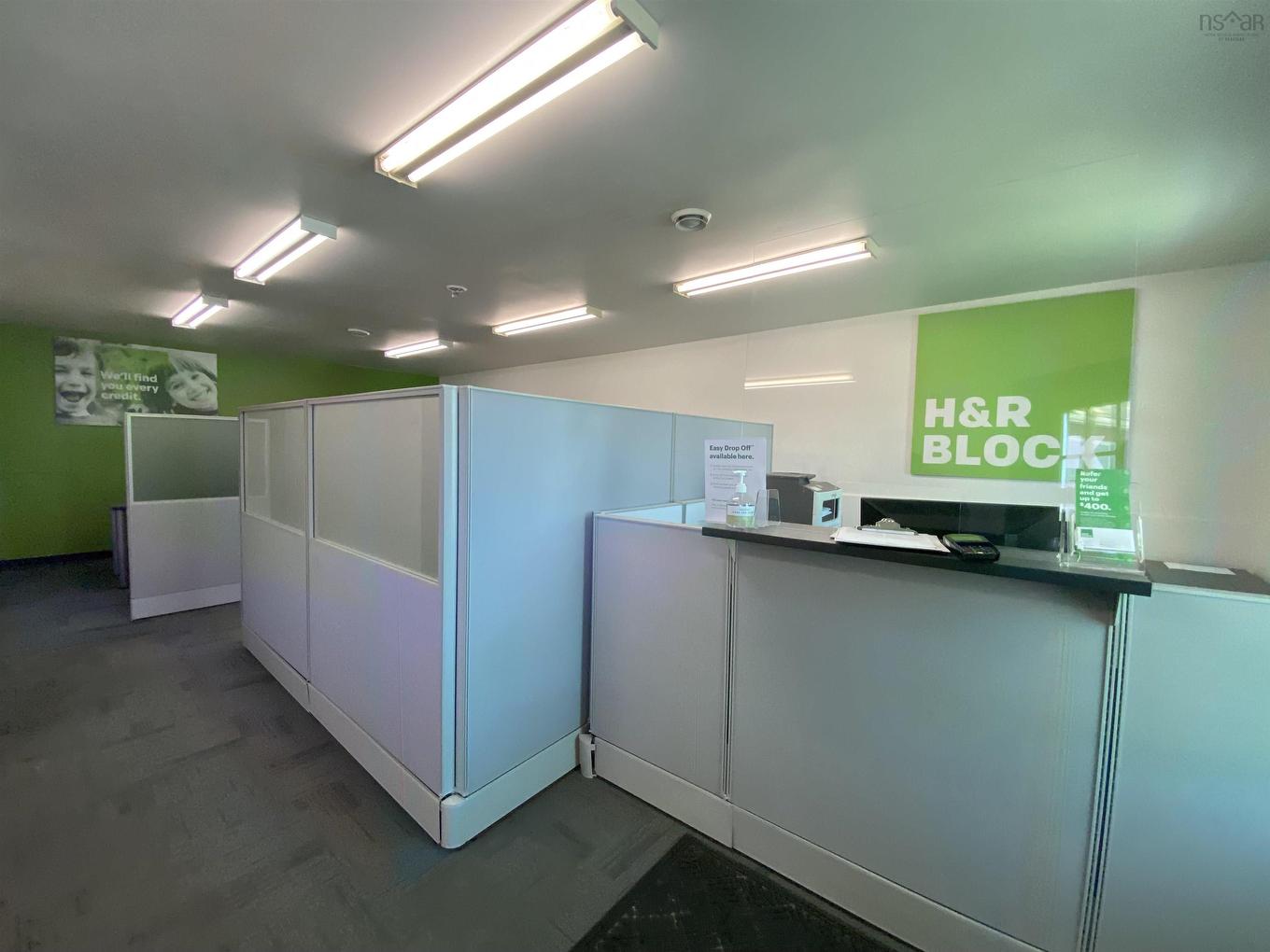 3368 Plummer Avenue, New Waterford, NS