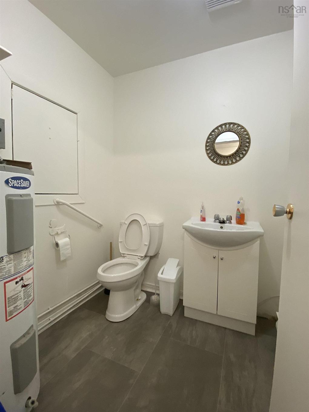 3368 Plummer Avenue, New Waterford, NS