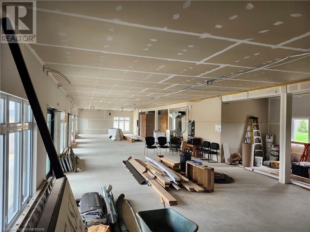 Interior - 415 Water Street S, Cambridge, ON