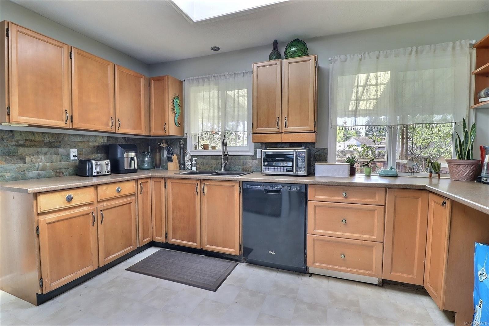 1536 Juan De Fuca Blvd, Parksville, BC