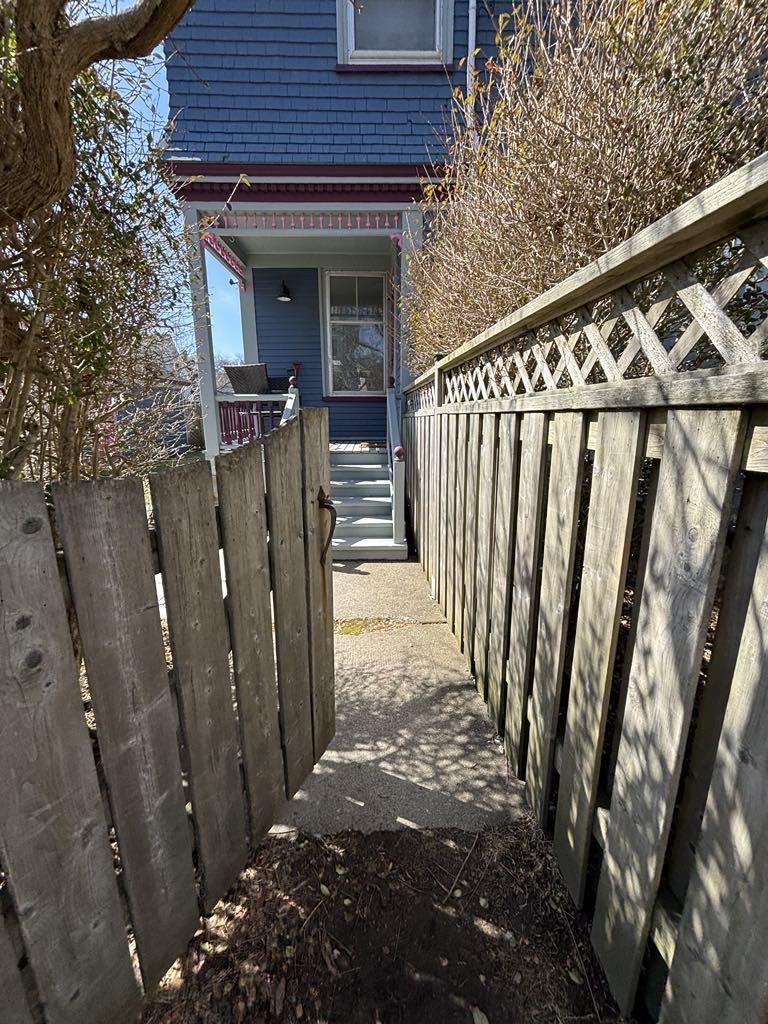 67 Cliff Street, Yarmouth, NS