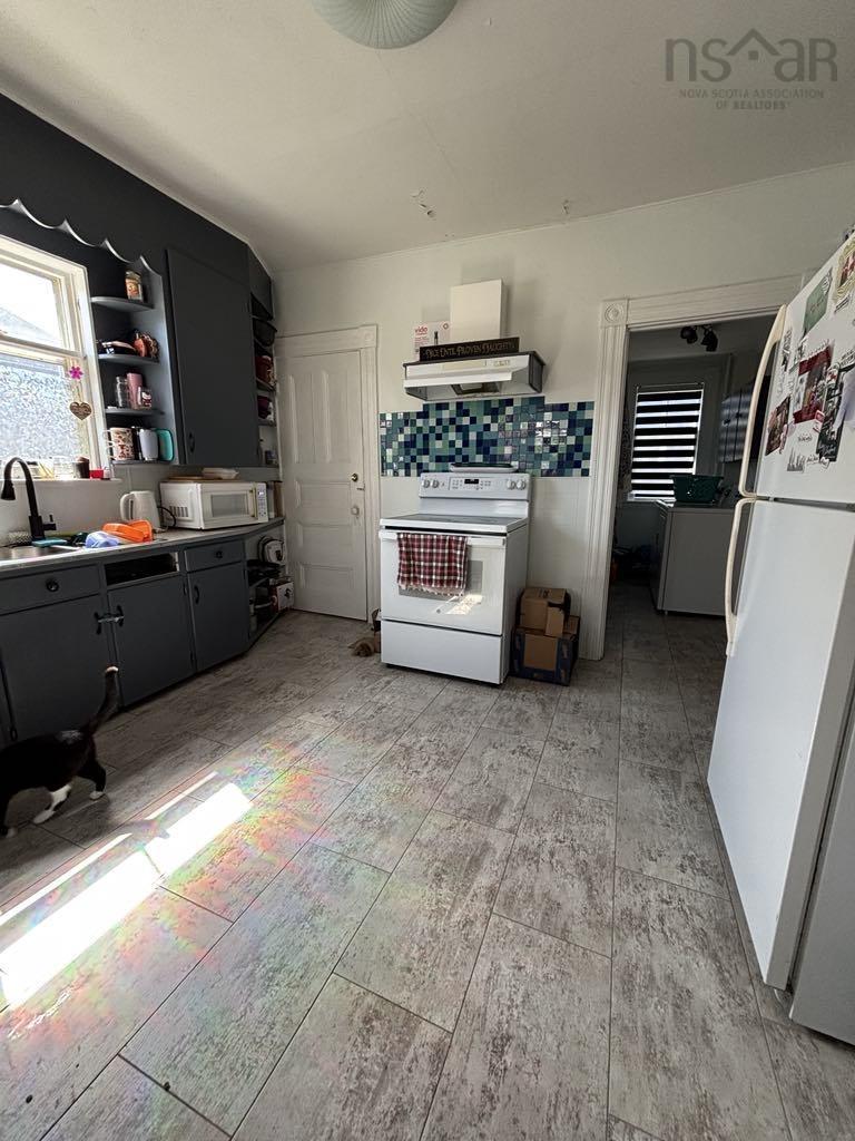 67 Cliff Street, Yarmouth, NS