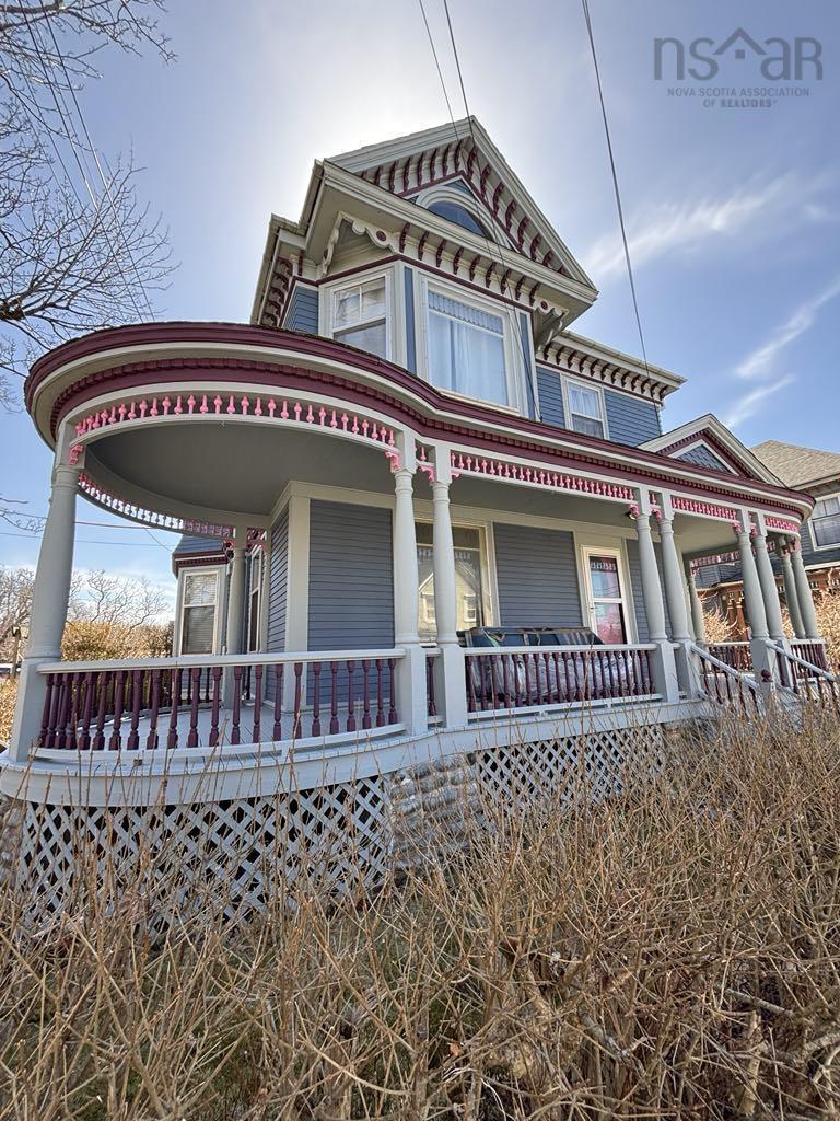 67 Cliff Street, Yarmouth, NS