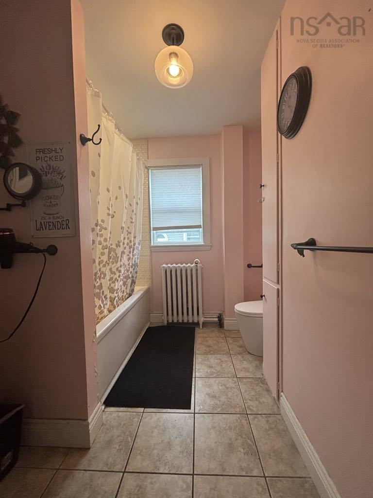 67 Cliff Street, Yarmouth, NS