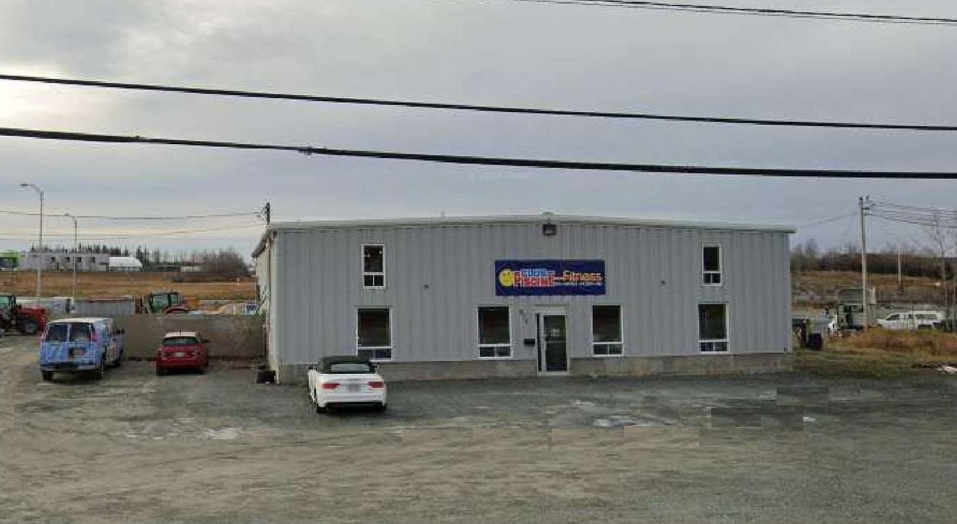 Frontage - 971 Rue Mantha, Rouyn-Noranda, QC - Photo Showing Garage