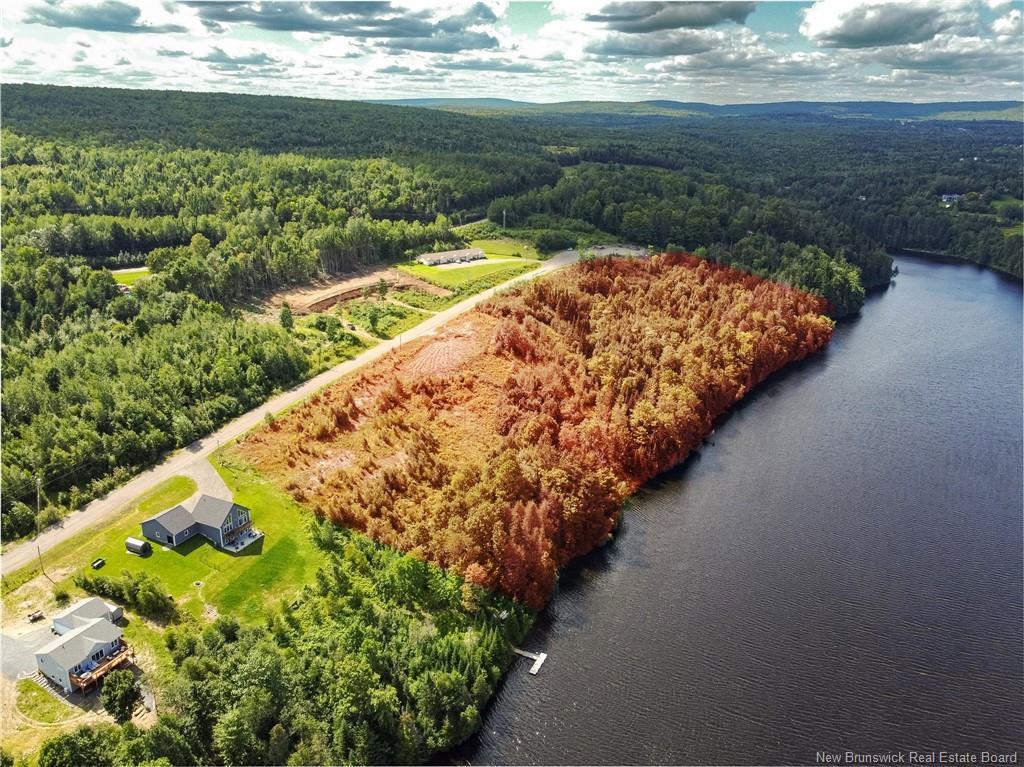 34 Clearview Crt, Nackawic, NB