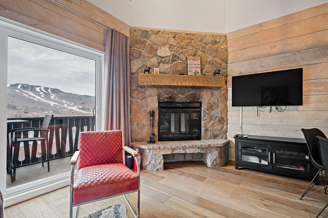 Other - 439-237 Ch. De Lac-Tremblant-Nord, Mont-Tremblant, QC - Indoor Photo Showing Living Room With Fireplace
