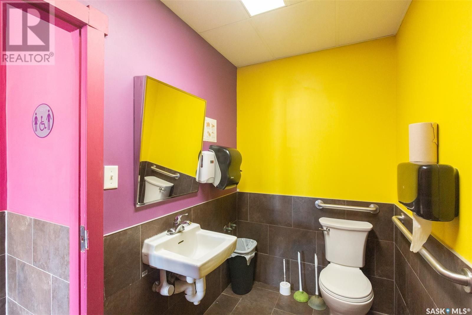 C 710 Main Street N, Moose Jaw, SK