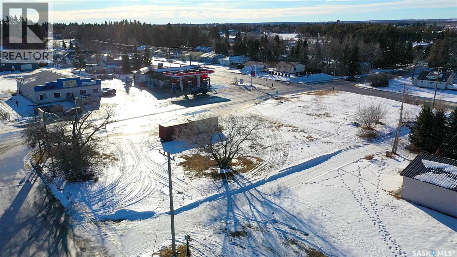 603-605 Nipawin Road E, Nipawin, SK