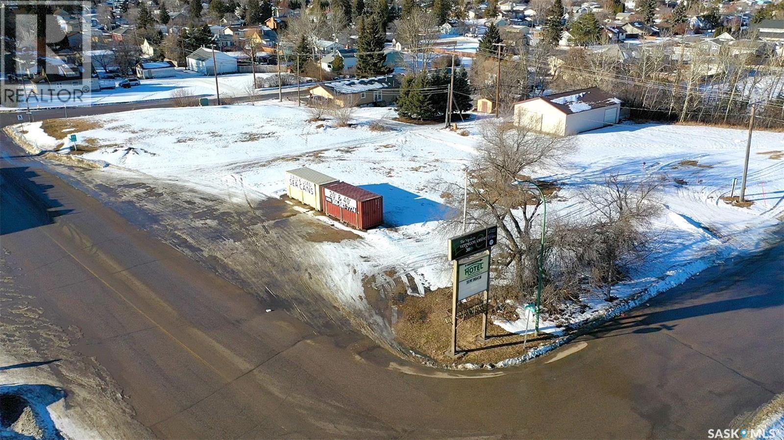 603-605 Nipawin Road E, Nipawin, SK