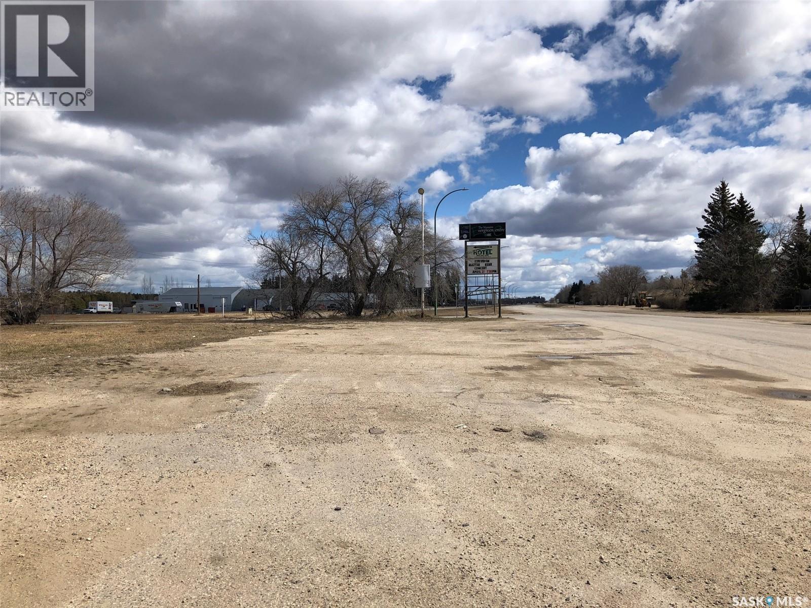 603-605 Nipawin Road E, Nipawin, SK