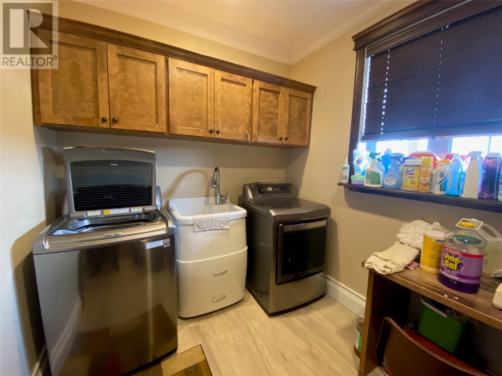 155 Hansen Highway, Stephenville, NL - Indoor Photo Showing Laundry Room