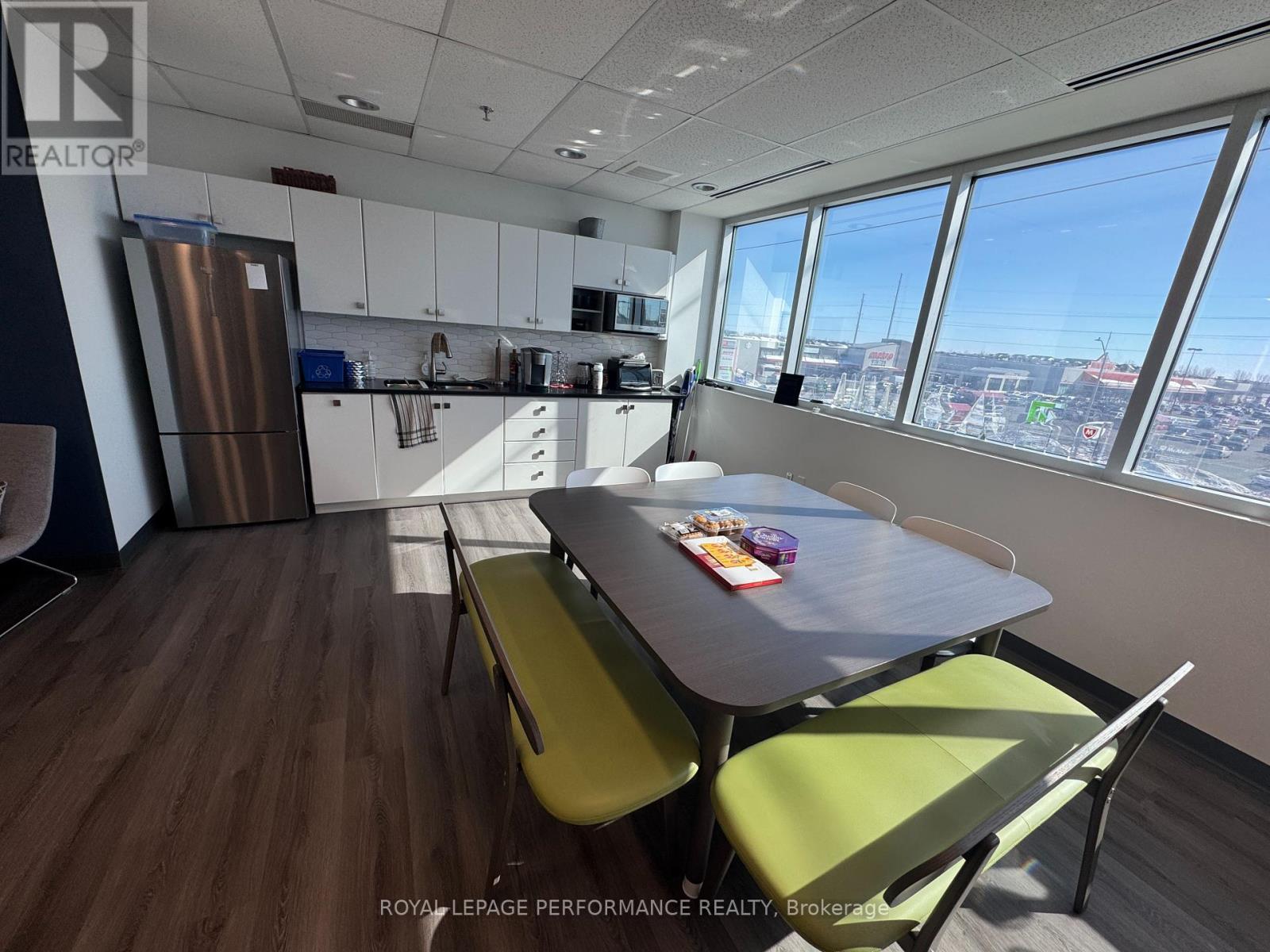 301 - 4473 Innes Road, Ottawa, ON