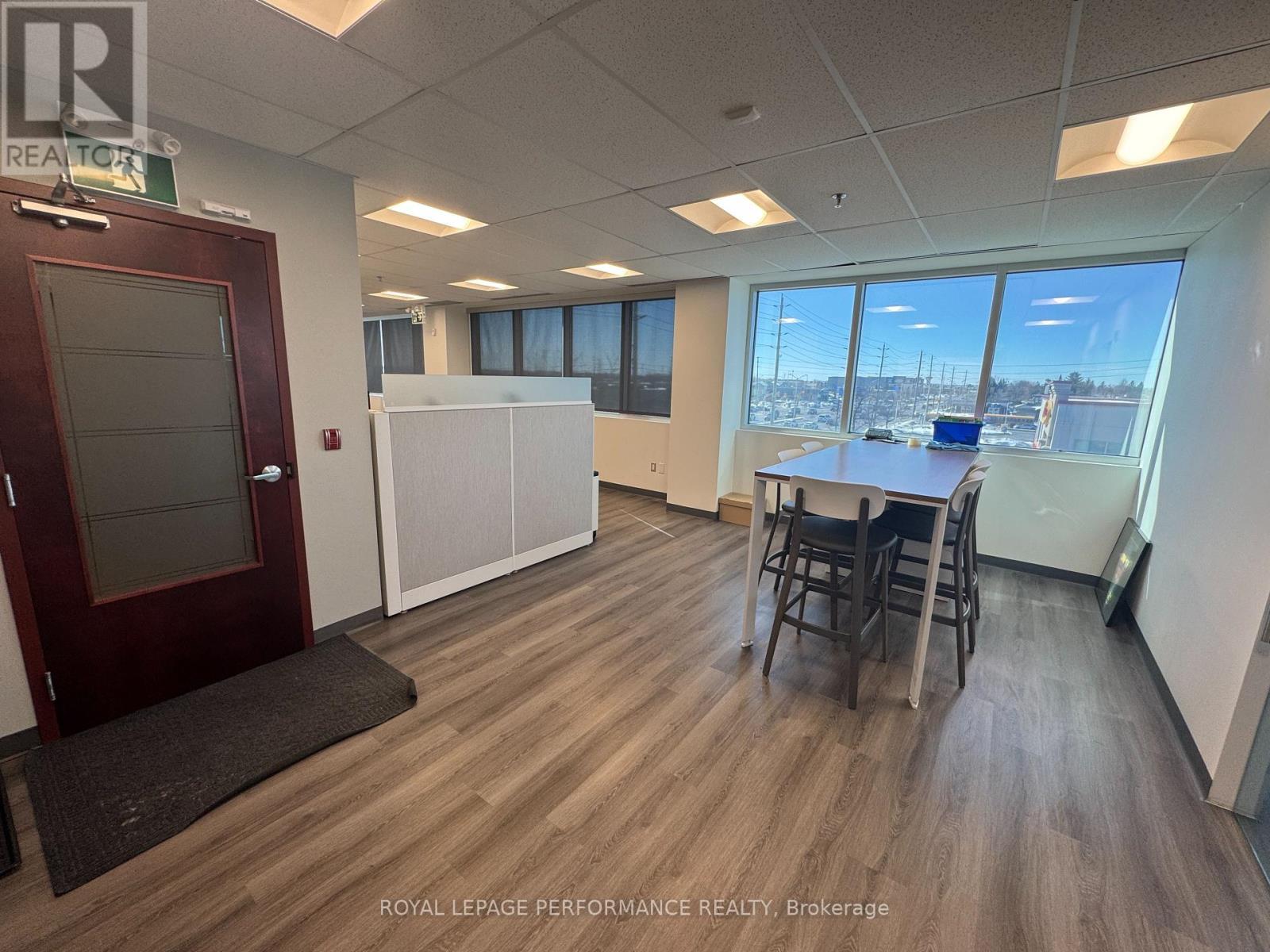 301 - 4473 Innes Road, Ottawa, ON