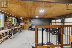 Access garage via Mudroom -