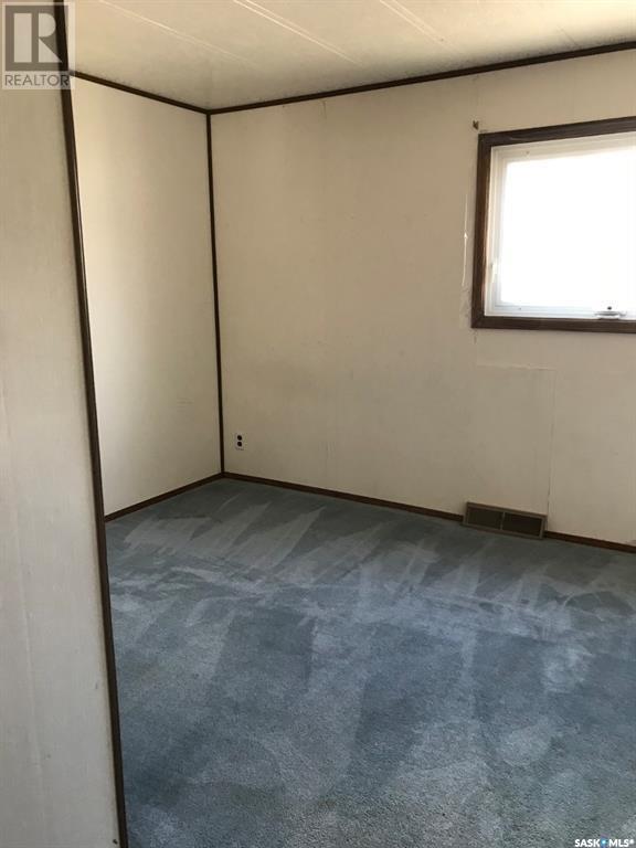 832 Beryl Avenue, Oxbow, SK