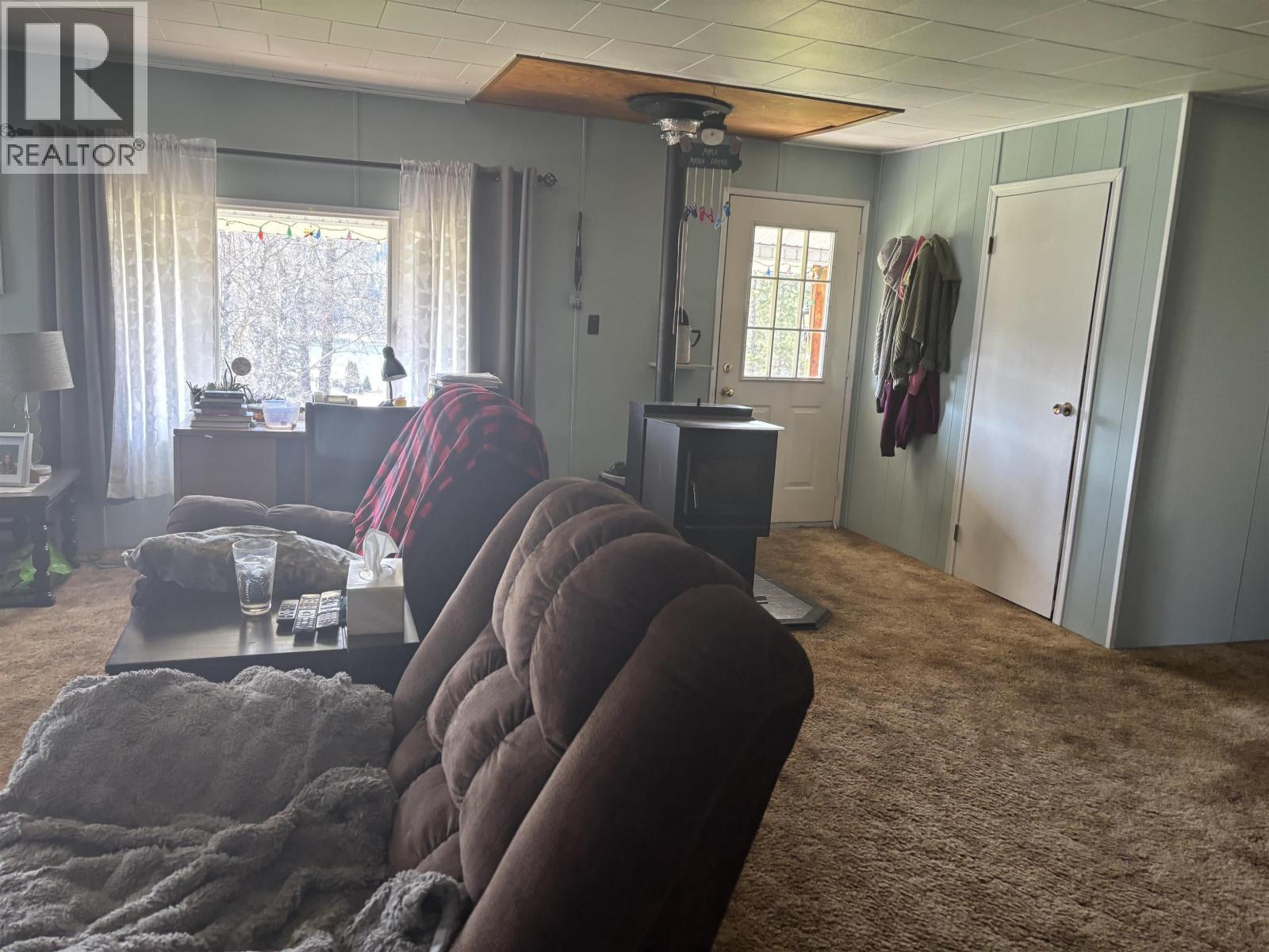 6162 Cedar Creek Road, Likely, BC - Indoor