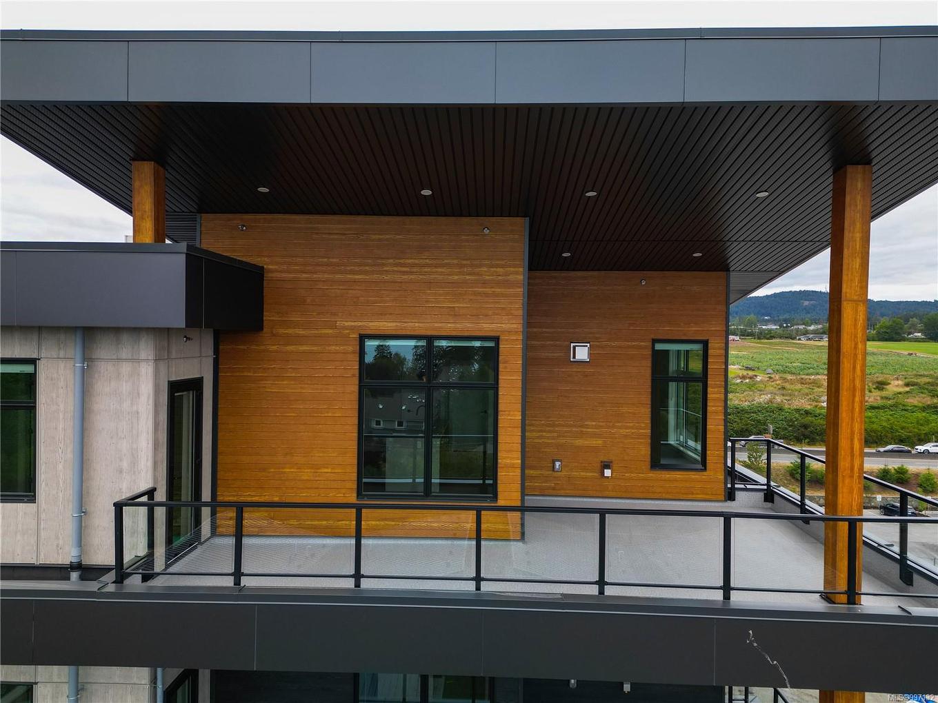 604-2520 Hackett Cres, Central Saanich, BC - Outdoor With Exterior