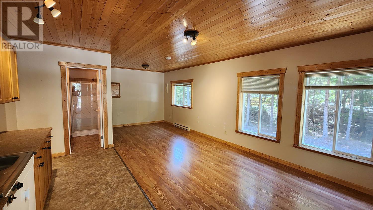 Cabin 1 interior - 16424 Wadds Road, Crawford Bay, BC - Indoor Photo Showing Other Room