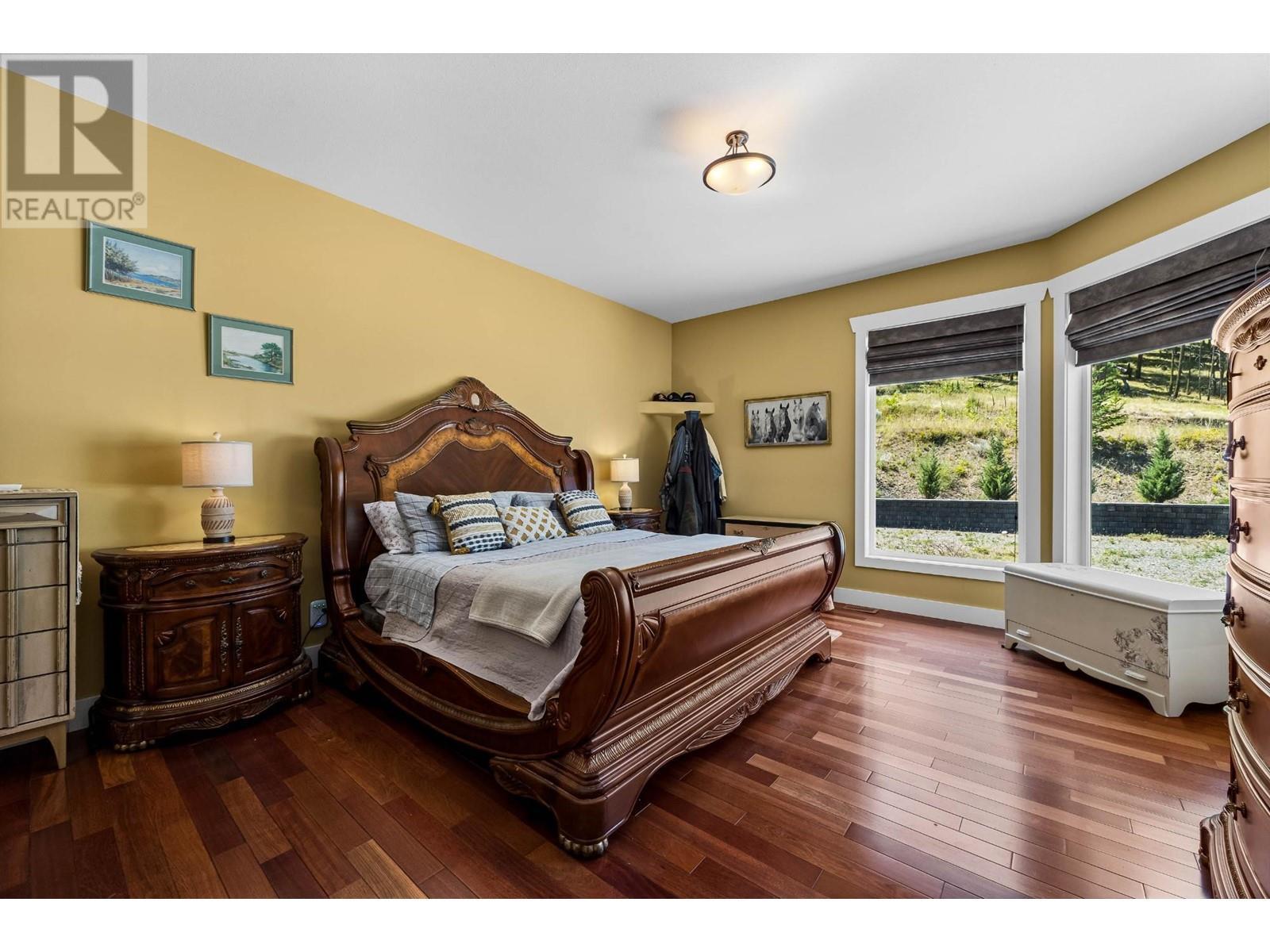 2555 Pratt Road, Kamloops, BC - Indoor Photo Showing Bedroom