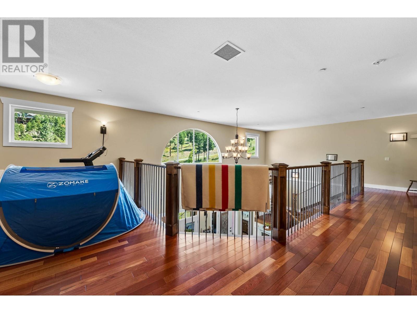 2555 Pratt Road, Kamloops, BC - Indoor Photo Showing Other Room