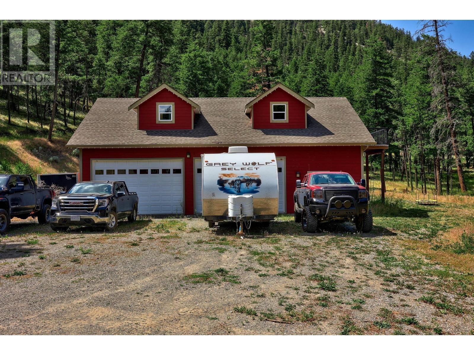 2555 Pratt Road, Kamloops, BC - Outdoor