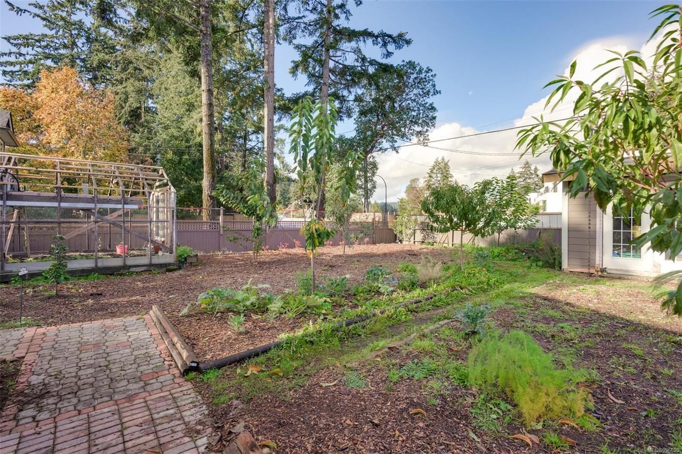 2329/2333 Sooke Rd, Colwood, BC