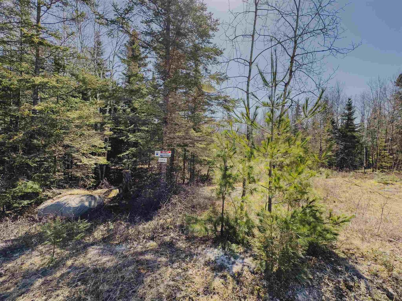 Part 4 Plan 23R15112 Hilly Lake Rd, Kenora, ON