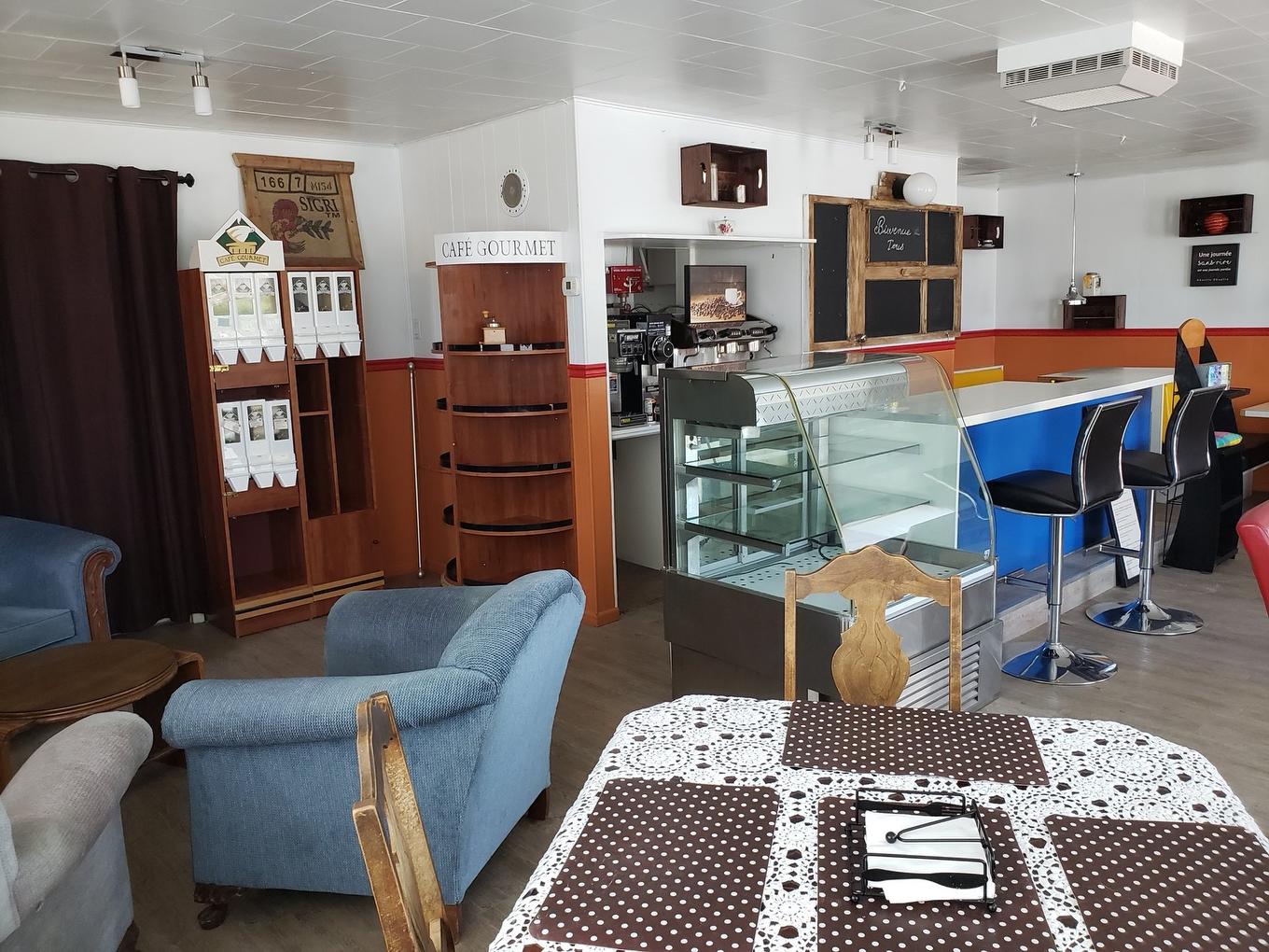 Intérieur - 624 Boul. Hébert, Saint-Pascal, QC - Indoor Photo Showing Living Room