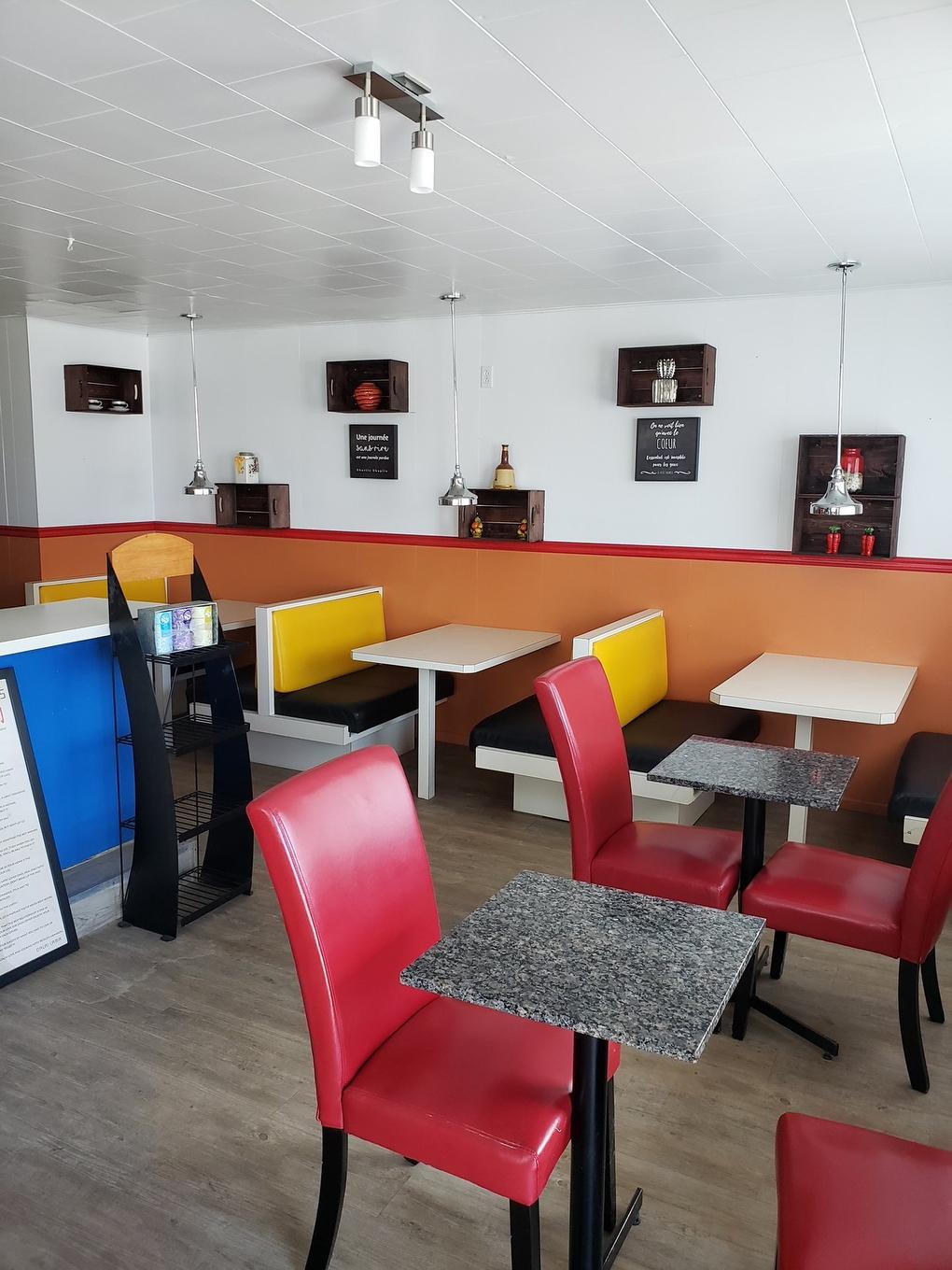 Intérieur - 624 Boul. Hébert, Saint-Pascal, QC - Indoor