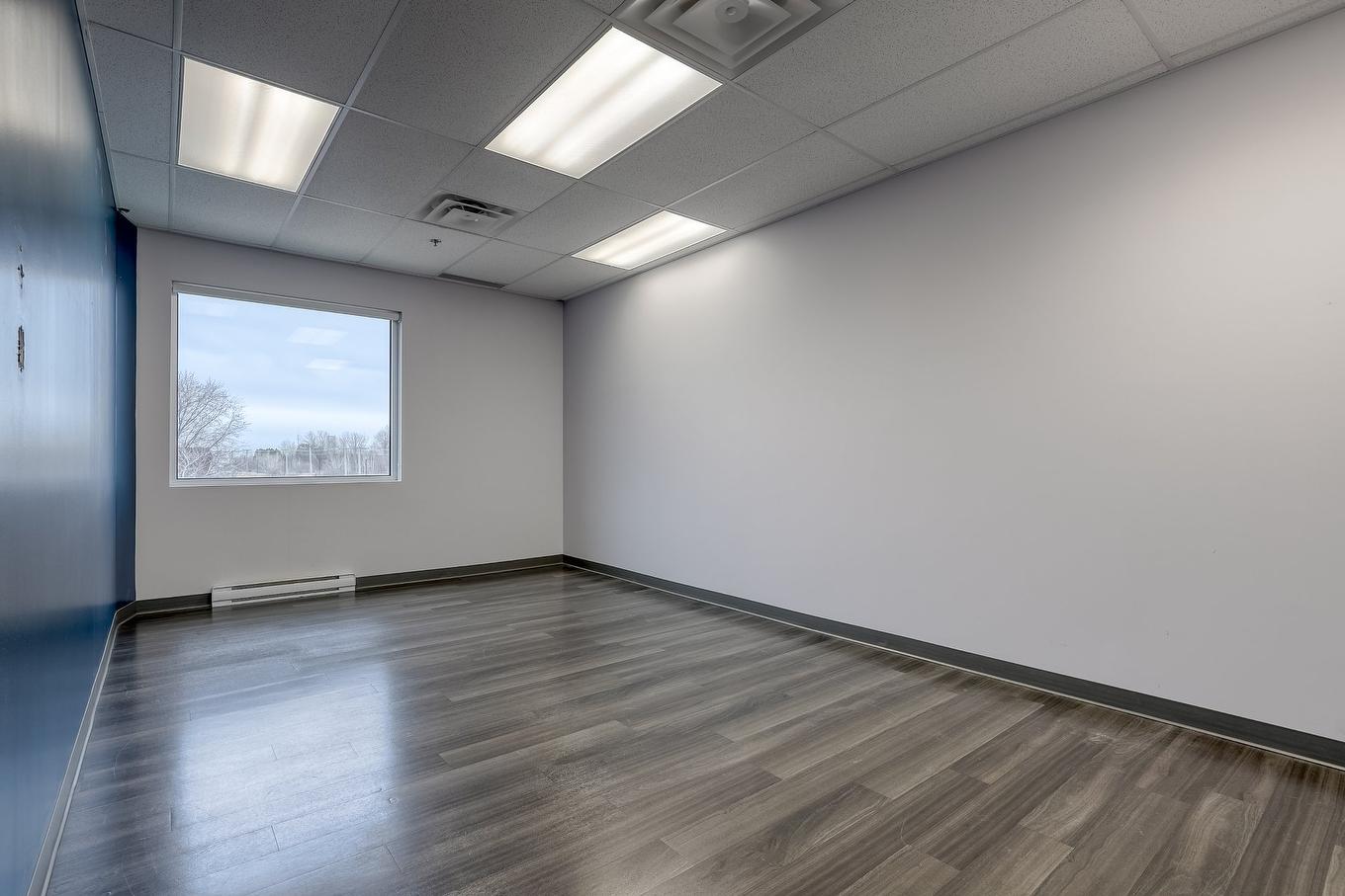 Office - 280-155 Boul. Lacombe, Repentigny (Le Gardeur), QC - Indoor Photo Showing Other Room