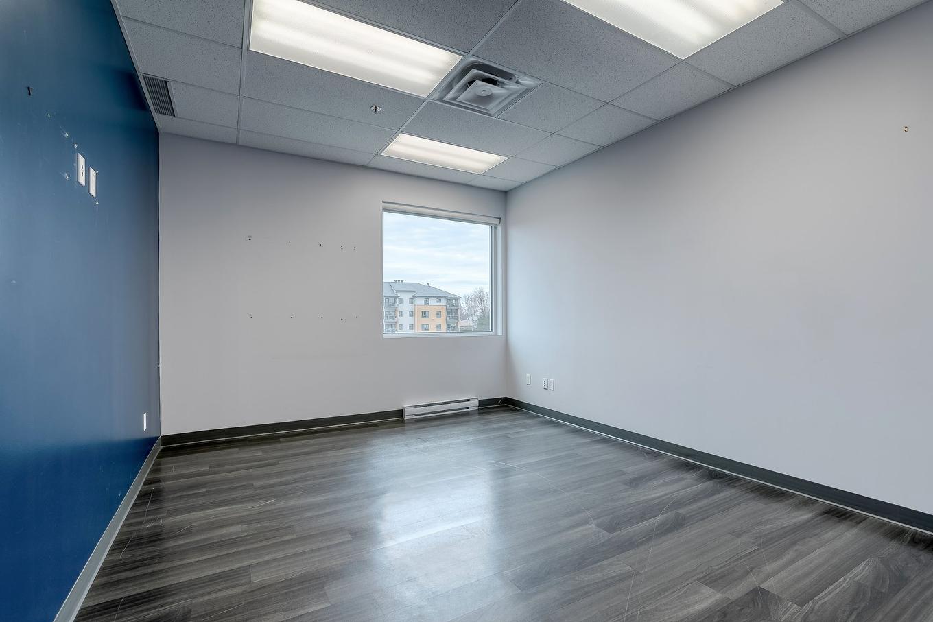 Office - 280-155 Boul. Lacombe, Repentigny (Le Gardeur), QC - Indoor Photo Showing Other Room
