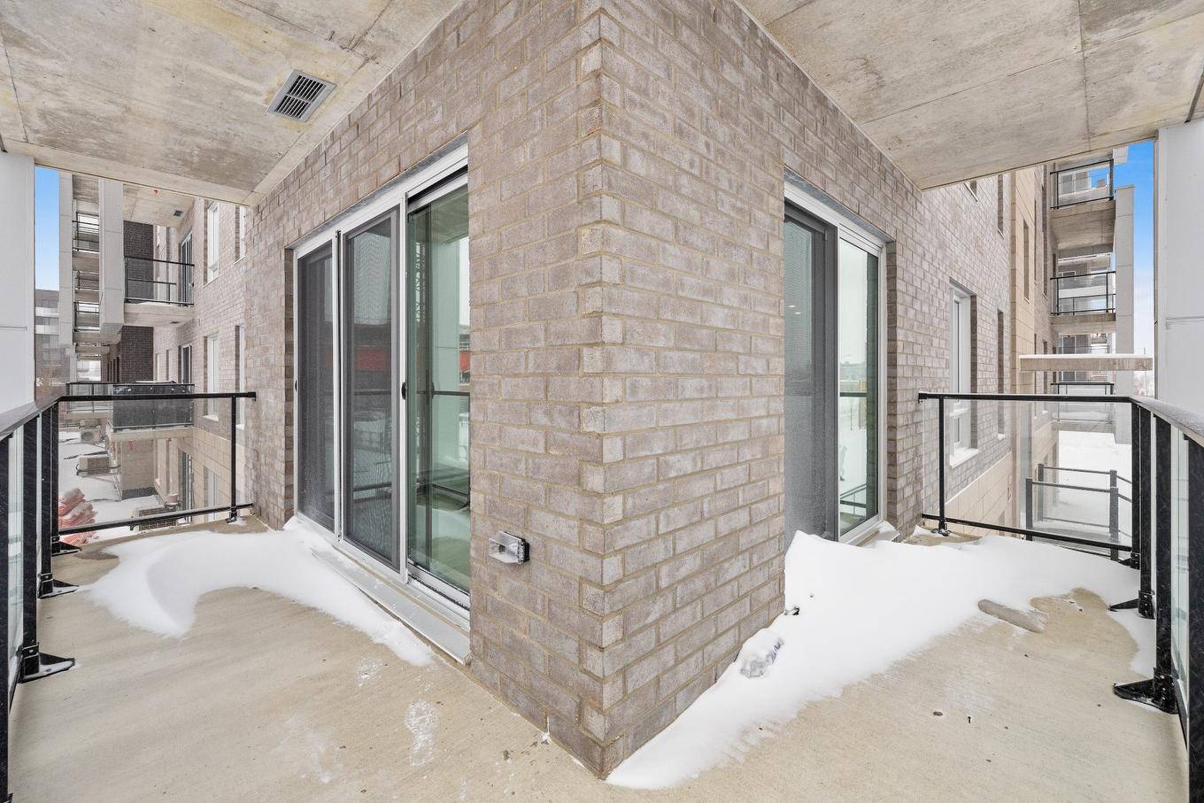 Balcony - 201-244 Boul. Hymus, Pointe-Claire, QC - Outdoor With Exterior