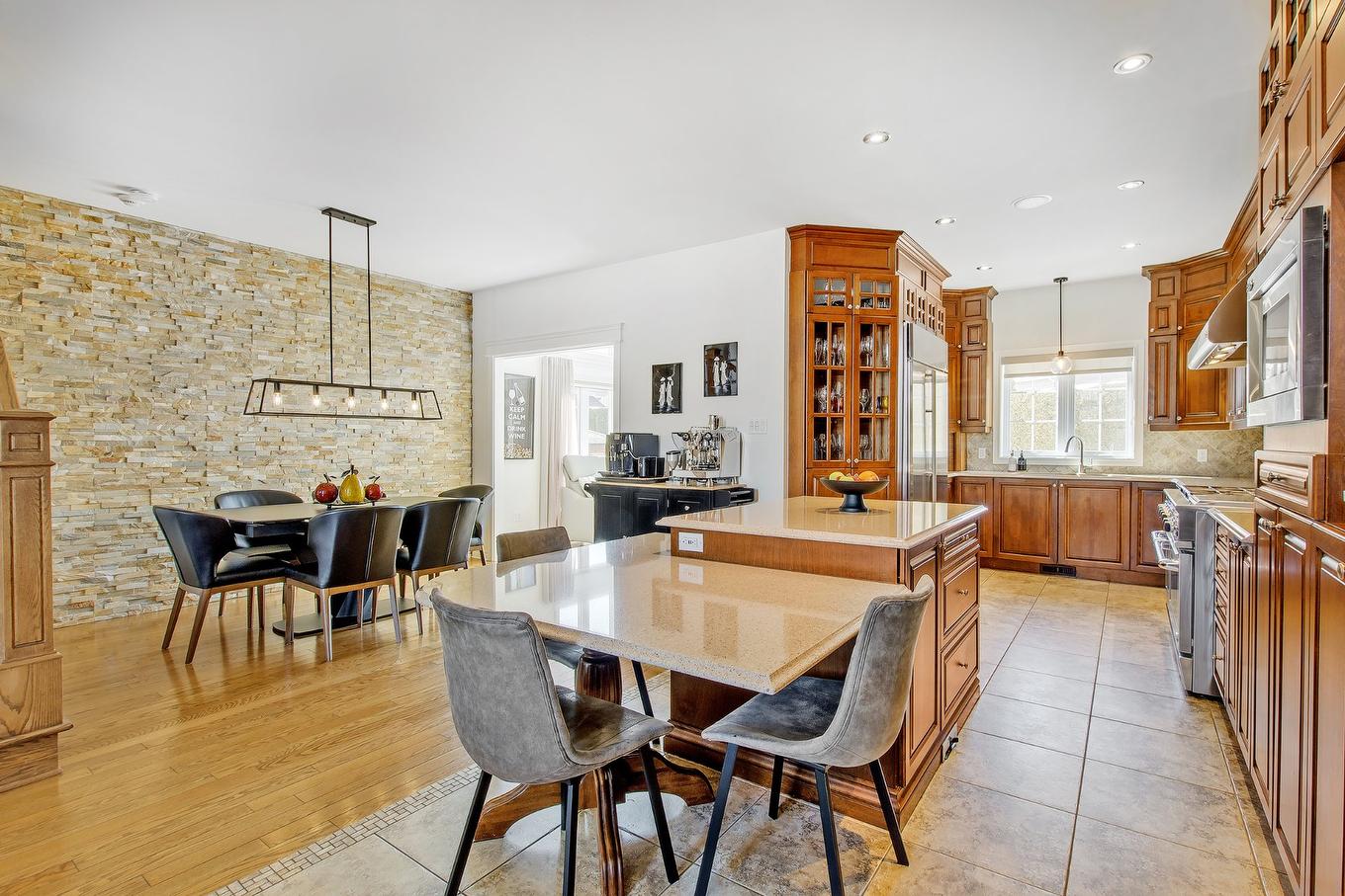 Cuisine - 270 - 280 Place De Rochefort, Mascouche, QC - Indoor